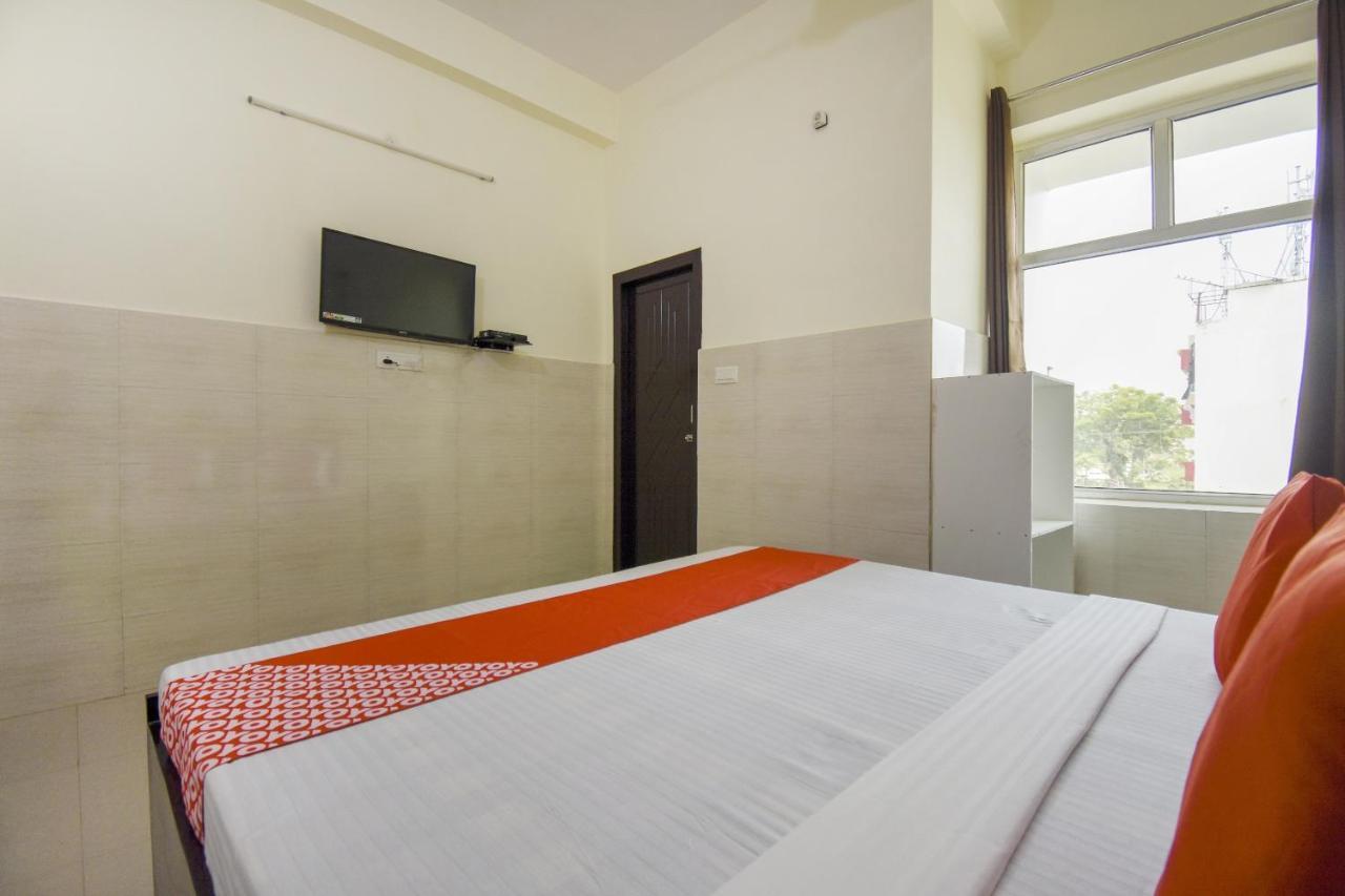 Flagship 75751 Hotel Surya Bahadrabad Экстерьер фото
