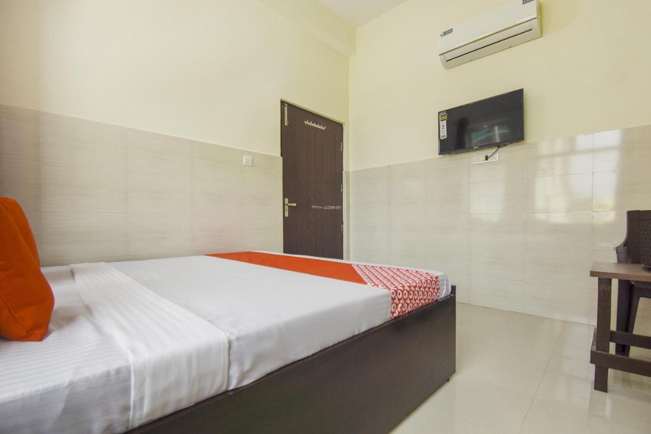 Flagship 75751 Hotel Surya Bahadrabad Экстерьер фото