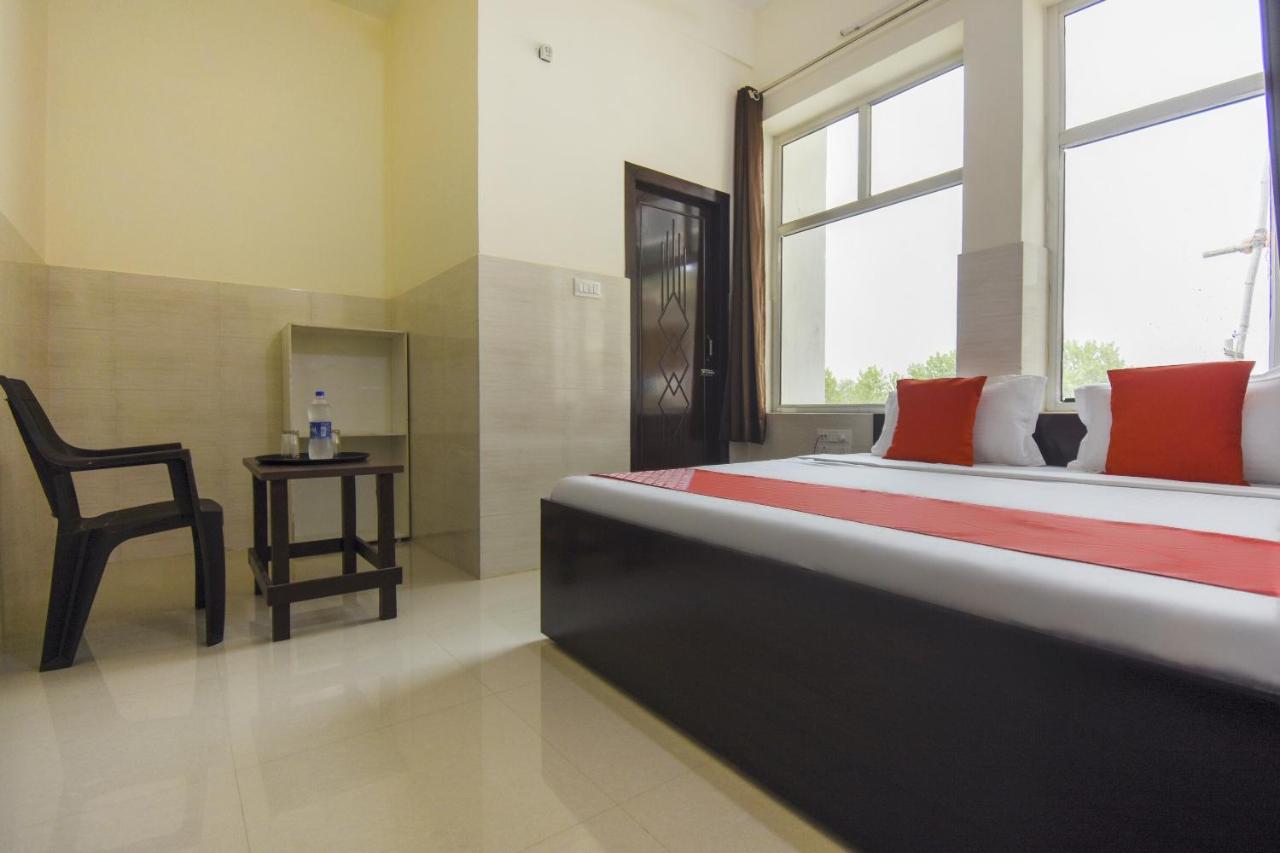 Flagship 75751 Hotel Surya Bahadrabad Экстерьер фото