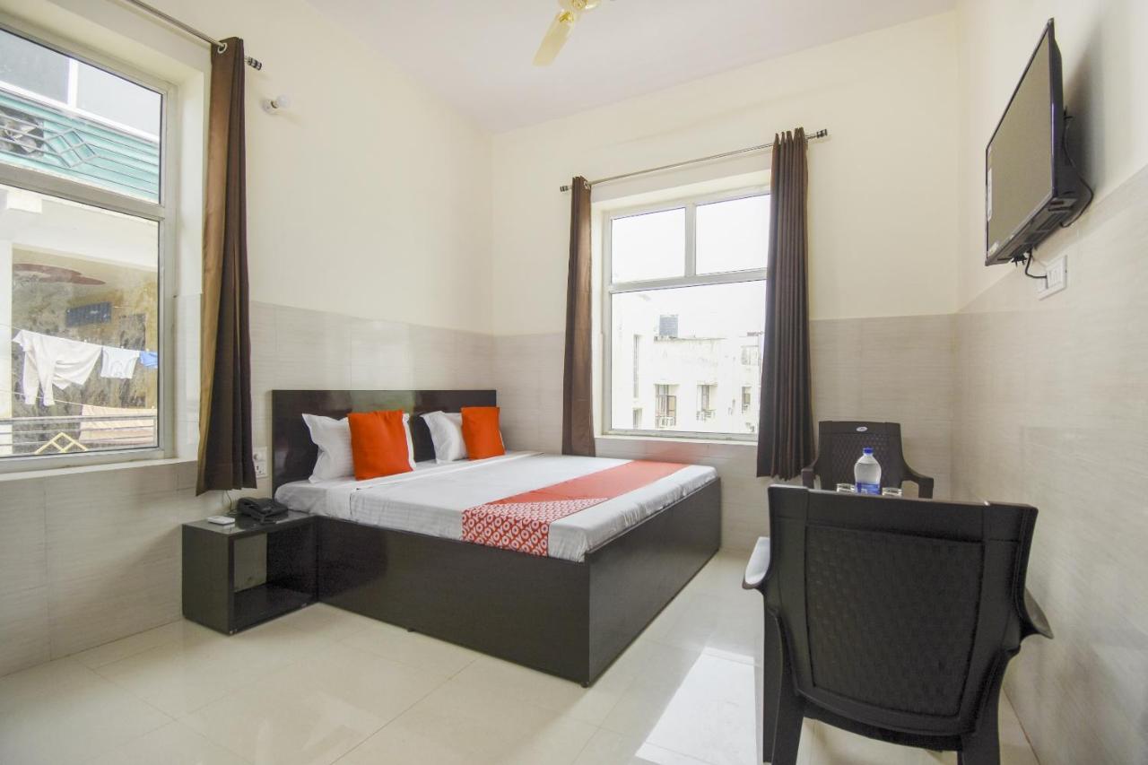 Flagship 75751 Hotel Surya Bahadrabad Экстерьер фото