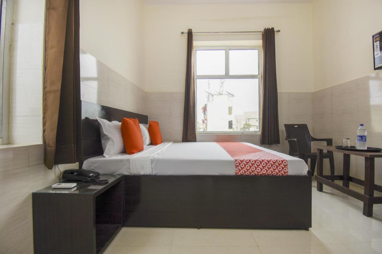 Flagship 75751 Hotel Surya Bahadrabad Экстерьер фото