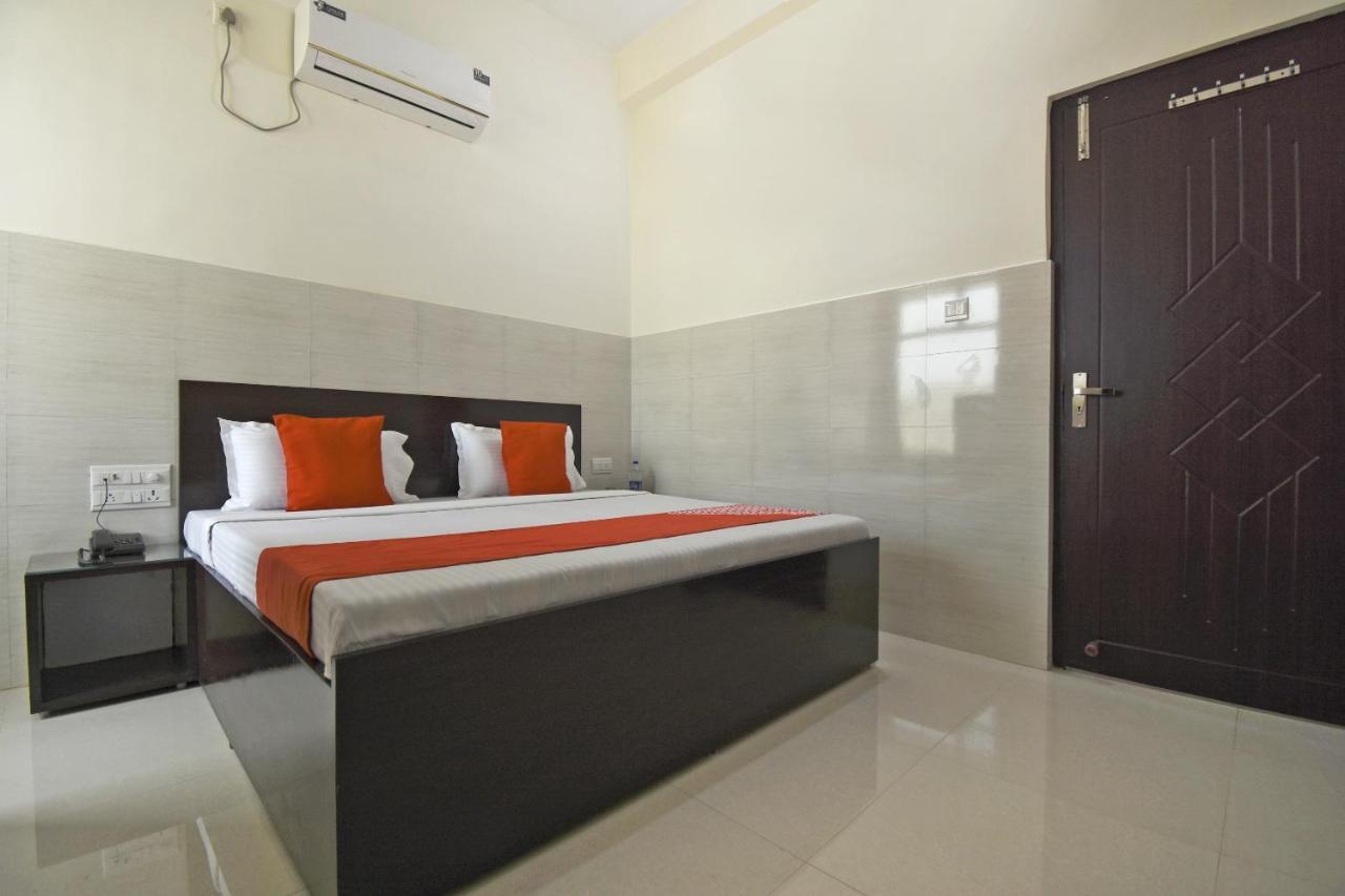 Flagship 75751 Hotel Surya Bahadrabad Экстерьер фото