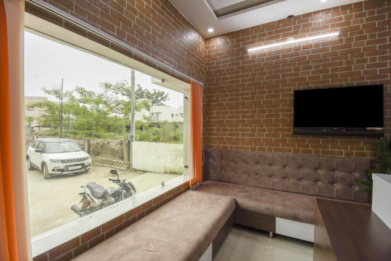 Flagship 75751 Hotel Surya Bahadrabad Экстерьер фото