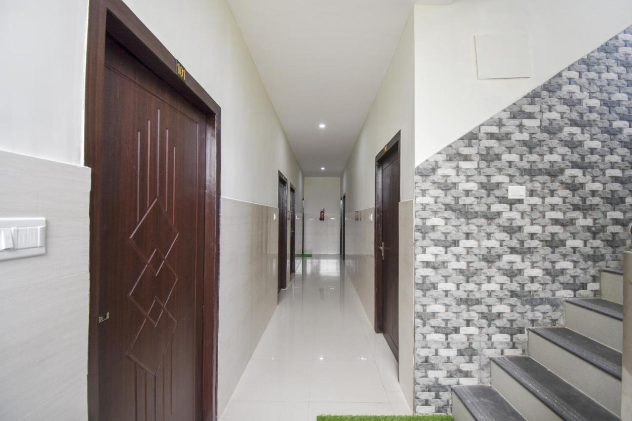 Flagship 75751 Hotel Surya Bahadrabad Экстерьер фото